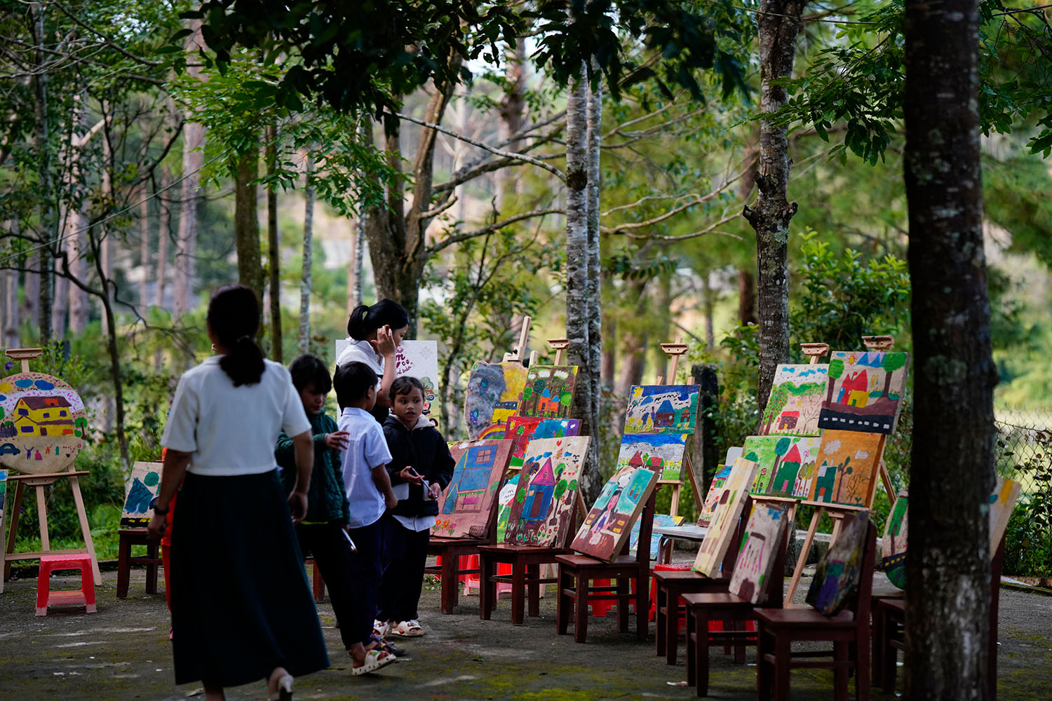 Chặng 2: Cuộc thi vẽ “Ước mơ của em” – Khi những ước mơ nhỏ được vẽ nên bằng sắc màu